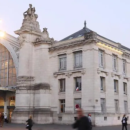 Lägenhet Triumph - Place De La Victoire