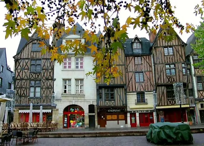 Triumph - Place De La Victoire *